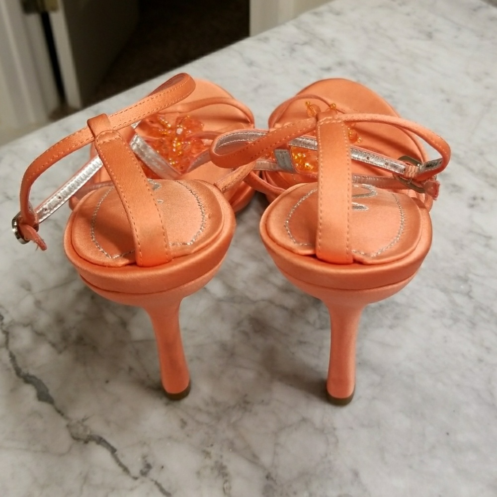 Shoes - Picture 3 of 4